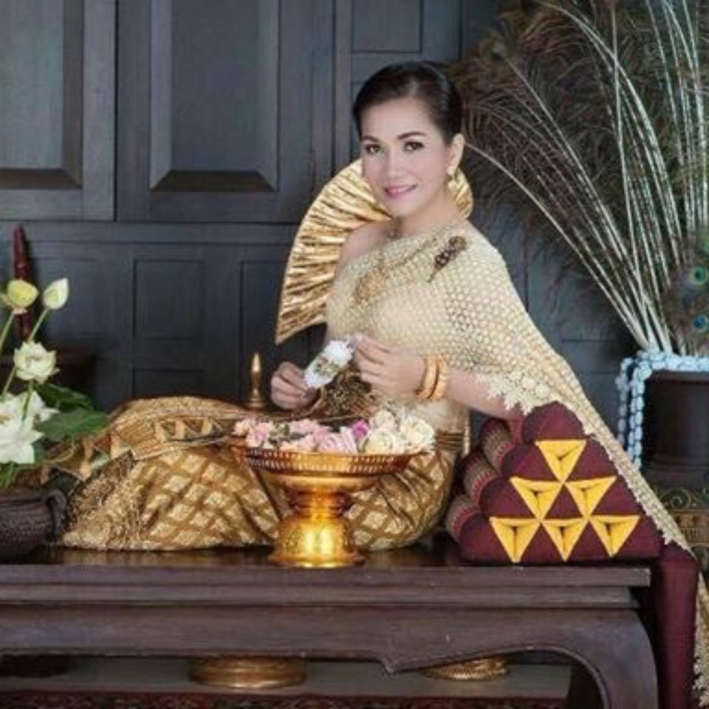 Meet your Posher, Airada